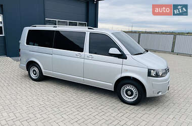 Минивэн Volkswagen Transporter 2009 в 