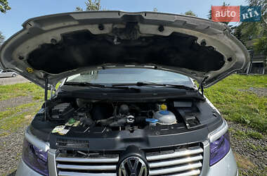 Минивэн Volkswagen Transporter 2004 в 
