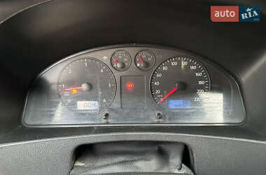 Грузопассажирский фургон Volkswagen Transporter 2004 в 