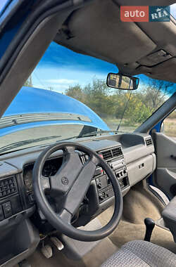 Минивэн Volkswagen Transporter 1993 в 