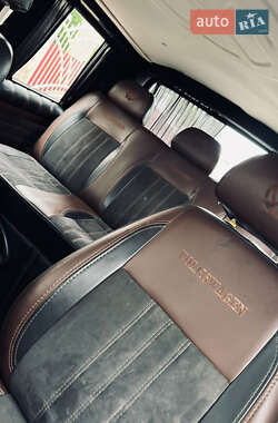Минивэн Volkswagen Transporter 2010 в 