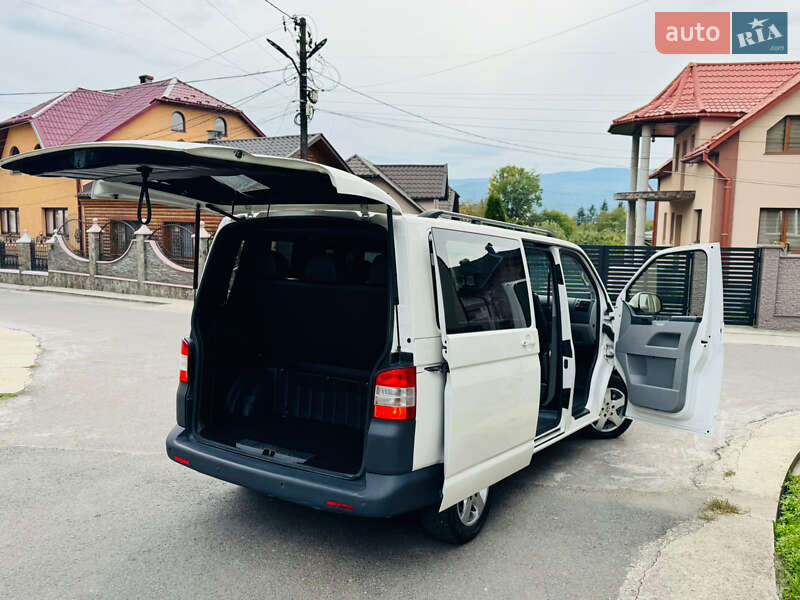 Минивэн Volkswagen Transporter 2010 в Солотвине