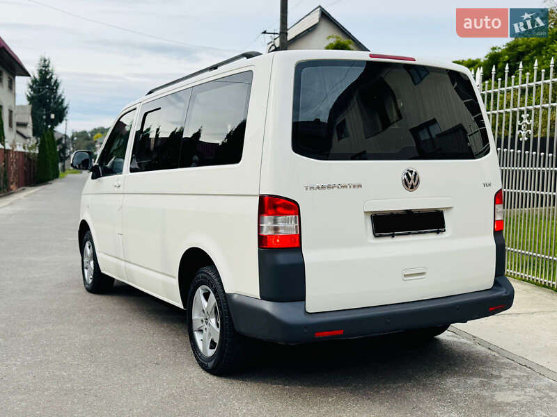 Минивэн Volkswagen Transporter 2010 в Солотвине