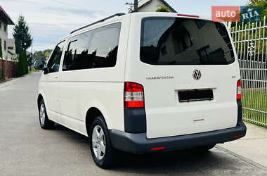 Минивэн Volkswagen Transporter 2010 в 