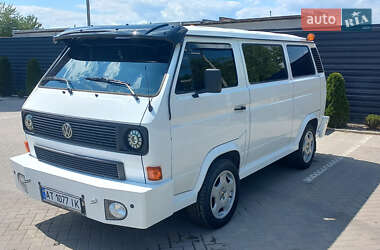 Минивэн Volkswagen Transporter 1990 в 