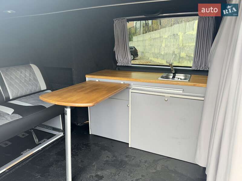 Микроавтобус грузовой (до 3,5т) Volkswagen Transporter 2014 в Харькове