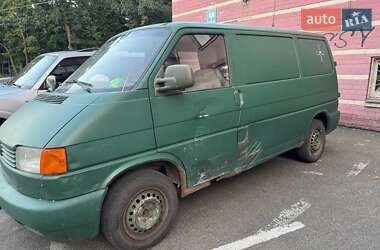 Вантажний фургон Volkswagen Transporter 2001 в Києві