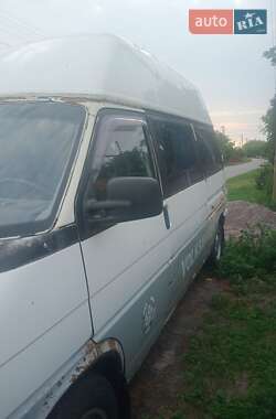 Минивэн Volkswagen Transporter 1994 в  фото 4 Минивэн Volkswagen Transporter 1994 в
