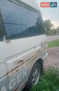 Минивэн Volkswagen Transporter 1994 в  фото 7 Минивэн Volkswagen Transporter 1994 в