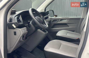 Грузовой фургон Volkswagen Transporter 2023 в 