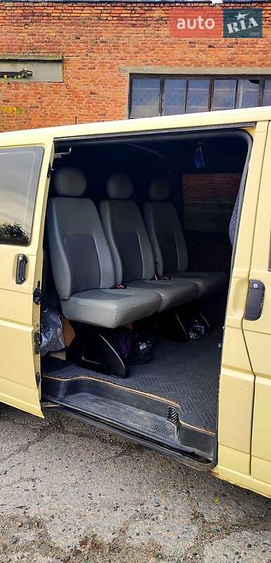 Минивэн Volkswagen Transporter 2001 в Полтаве