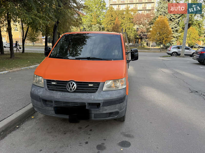 Минивэн Volkswagen Transporter 2005 в 