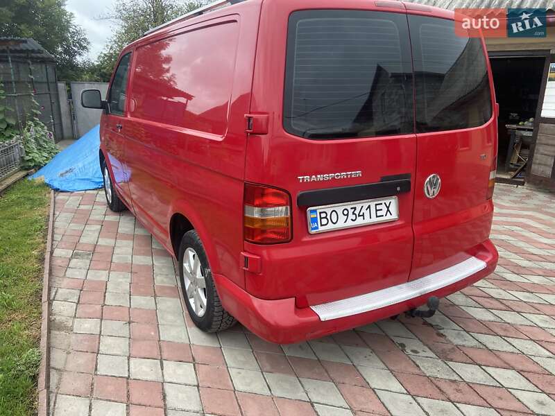Грузовой фургон Volkswagen Transporter 2006 в Тернополе