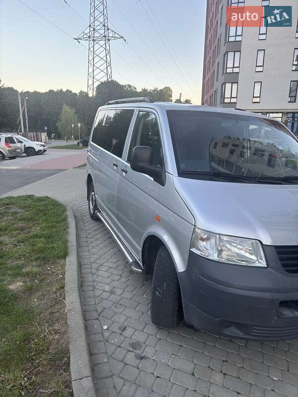 Минивэн Volkswagen Transporter 2006 в Львове
