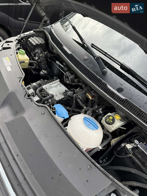 Грузовой фургон Volkswagen Transporter 2019 в Дрогобыче