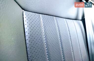 Минивэн Volkswagen Transporter 2019 в 