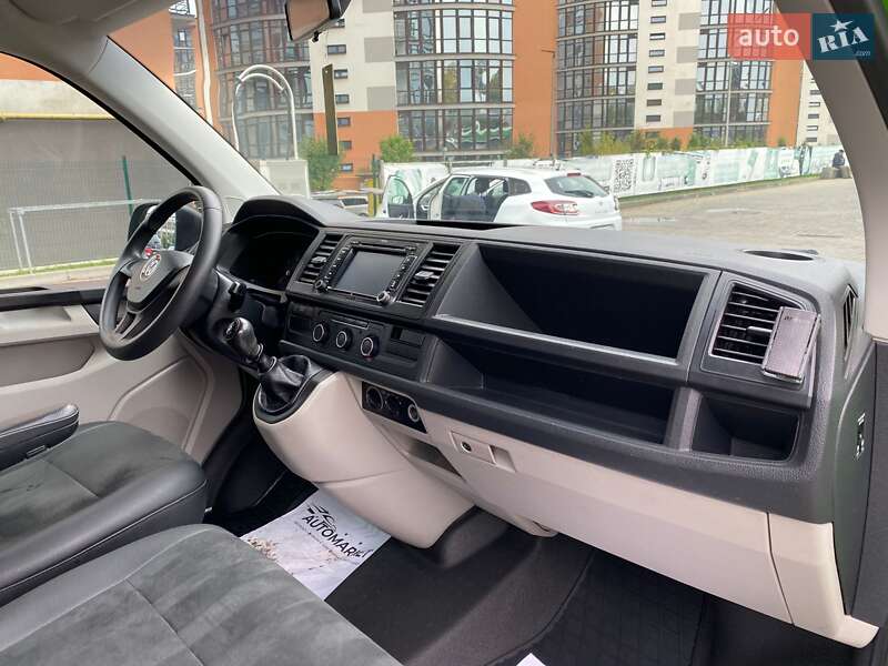 Минивэн Volkswagen Transporter 2015 в Ивано-Франковске