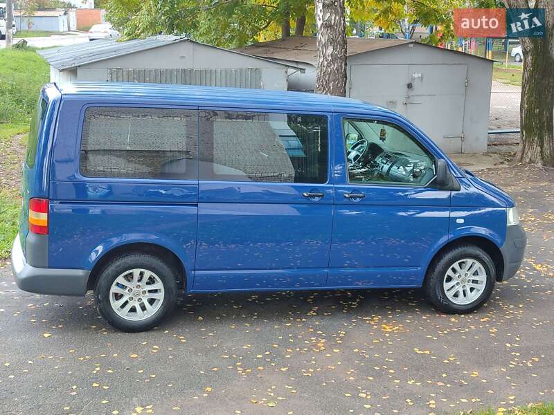 Минивэн Volkswagen Transporter 2006 в Виннице