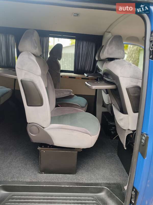 Минивэн Volkswagen Transporter 2006 в Виннице