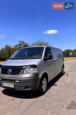 Вантажний фургон Volkswagen Transporter 2008 в Кременчуці