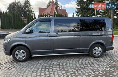 Минивэн Volkswagen Transporter 2016 в 