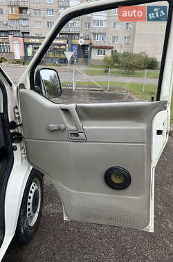 Минивэн Volkswagen Transporter 1999 в 