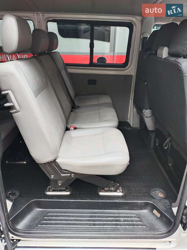 Минивэн Volkswagen Transporter 2008 в Киеве