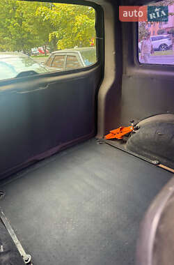 Мінівен Volkswagen Transporter 2006 в  фото 12 Мінівен Volkswagen Transporter 2006 в