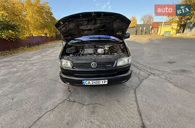 Минивэн Volkswagen Transporter 2002 в 