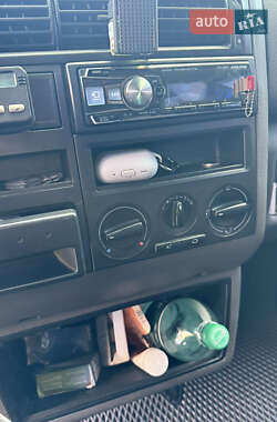 Минивэн Volkswagen Transporter 2002 в 