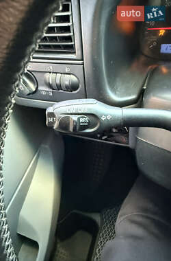 Минивэн Volkswagen Transporter 2002 в 