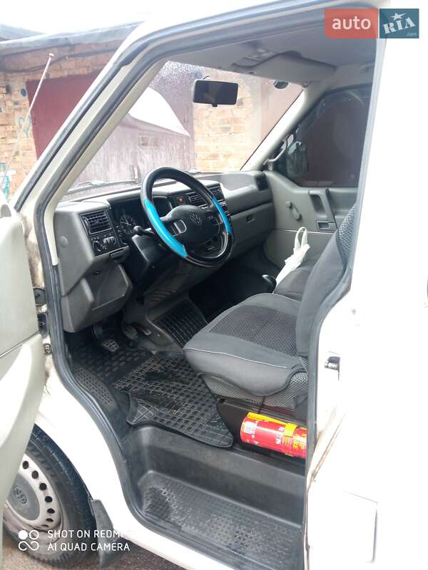 Минивэн Volkswagen Transporter 1998 в Киеве