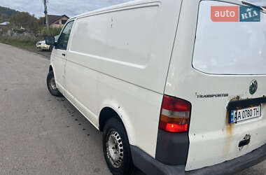Грузовой фургон Volkswagen Transporter 2008 в  фото 3 Грузовой фургон Volkswagen Transporter 2008 в