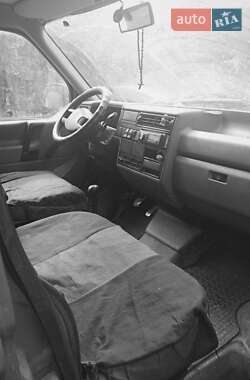 Грузовой фургон Volkswagen Transporter 1996 в 
