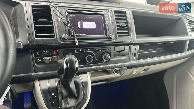 Грузовой фургон Volkswagen Transporter 2017 в Радомышле