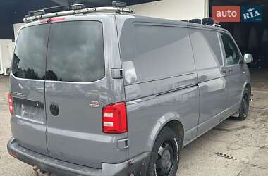 Грузовой фургон Volkswagen Transporter 2017 в 