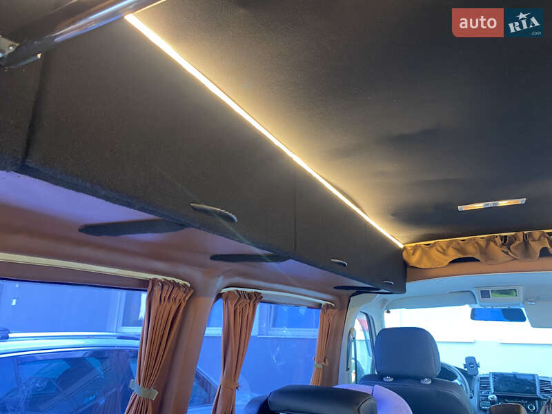 Минивэн Volkswagen Transporter 2014 в Киеве