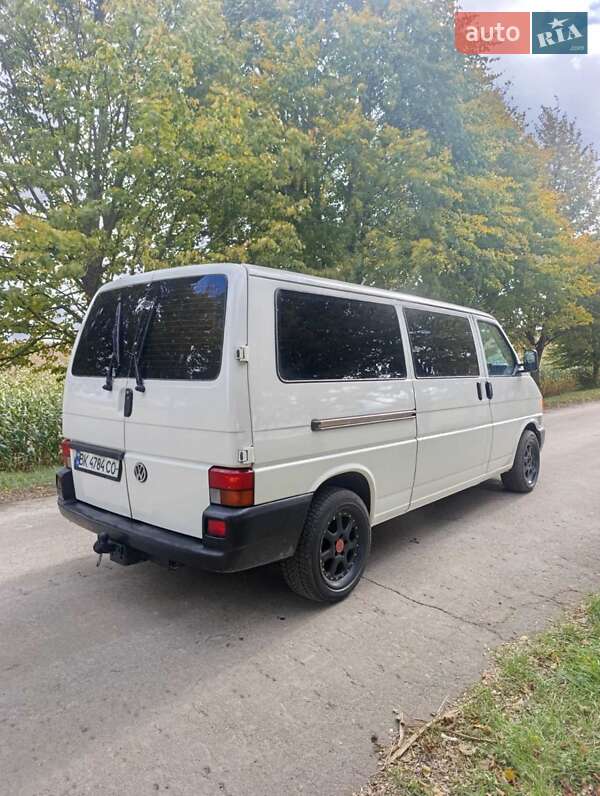 Мінівен Volkswagen Transporter 2002 в Рівному