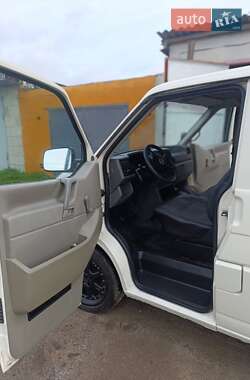 Минивэн Volkswagen Transporter 2002 в 