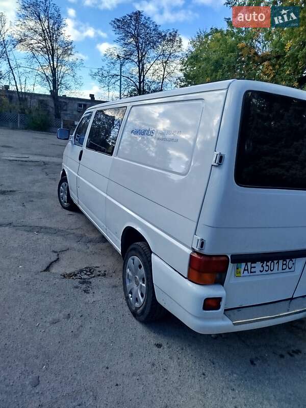 Грузопассажирский фургон Volkswagen Transporter 1999 в Днепре