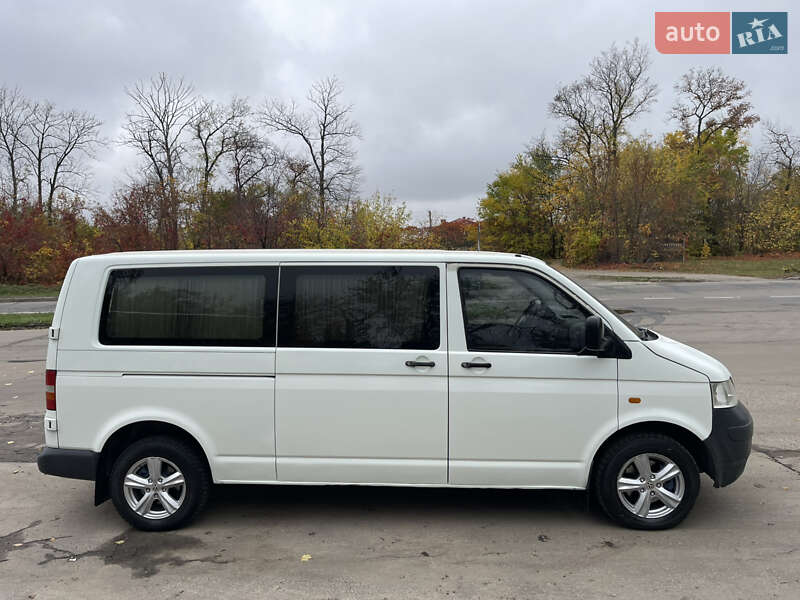 Минивэн Volkswagen Transporter 2004 в Харькове