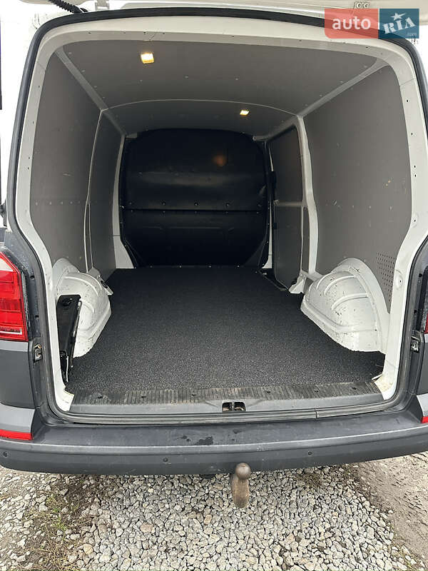 Вантажний фургон Volkswagen Transporter 2018 в Львові фото 18 Вантажний фургон Volkswagen Transporter 2018 в Львові