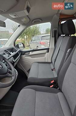 Минивэн Volkswagen Transporter 2018 в 
