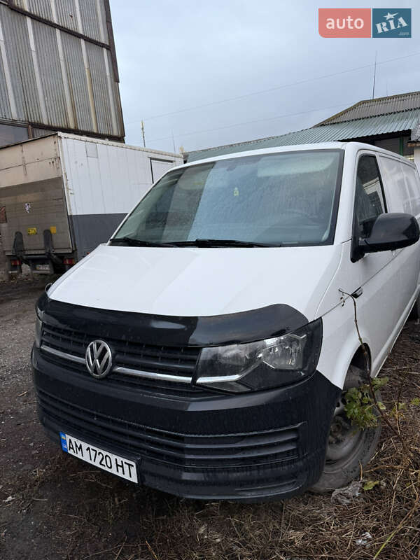 Грузовой фургон Volkswagen Transporter 2015 в Житомире