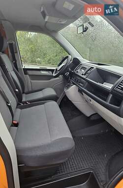 Минивэн Volkswagen Transporter 2018 в 