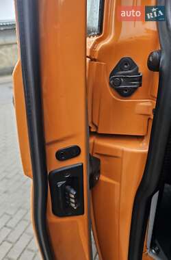 Минивэн Volkswagen Transporter 2018 в 