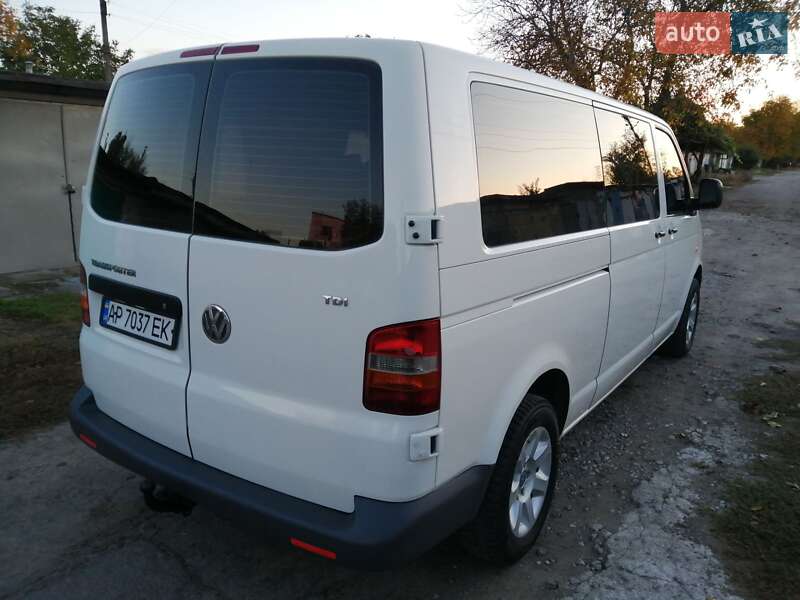 Минивэн Volkswagen Transporter 2006 в Запорожье