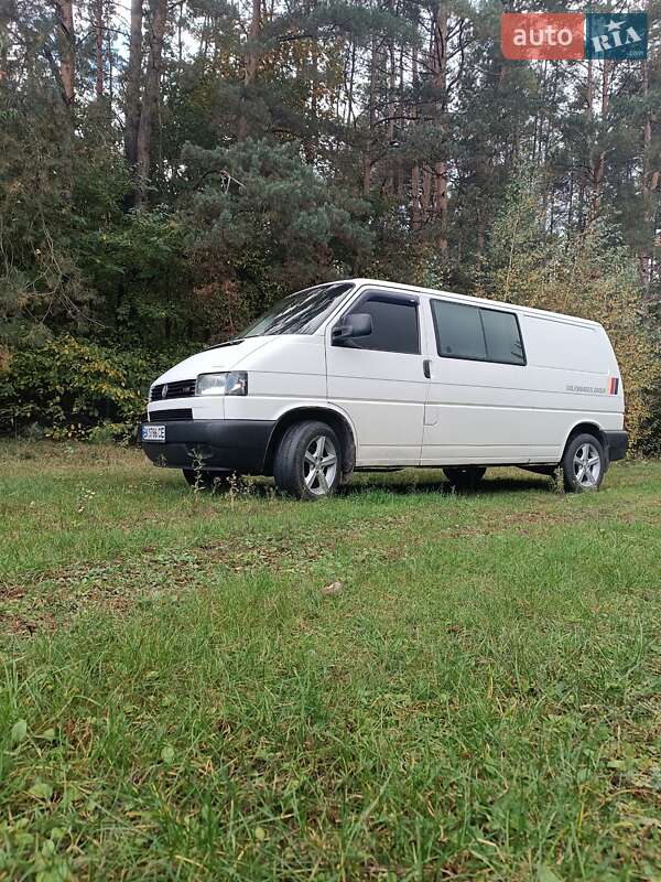 Грузопассажирский фургон Volkswagen Transporter 2002 в 