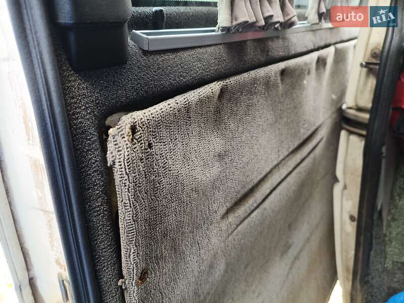 Минивэн Volkswagen Transporter 2003 в Полтаве