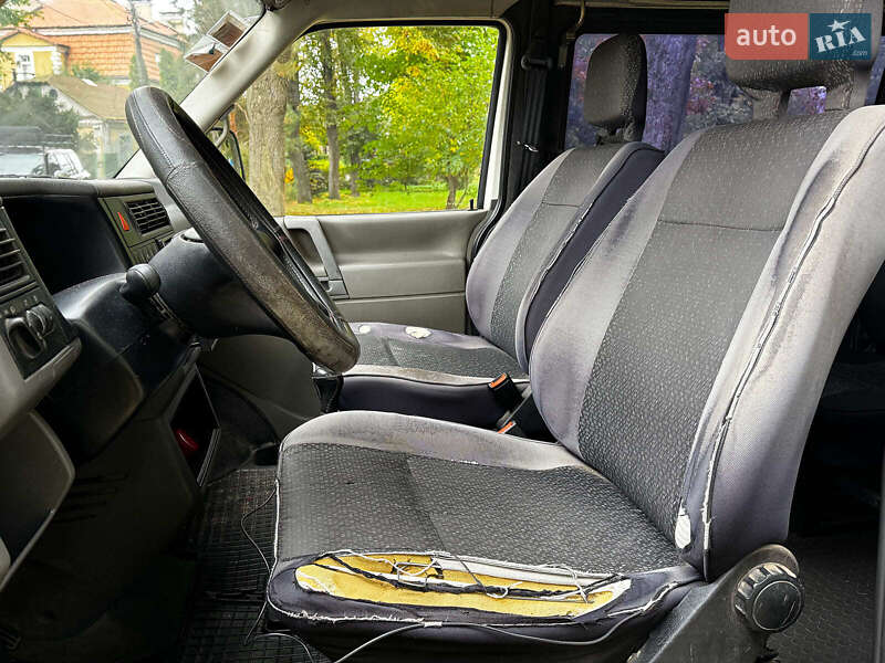 Минивэн Volkswagen Transporter 2001 в Киеве